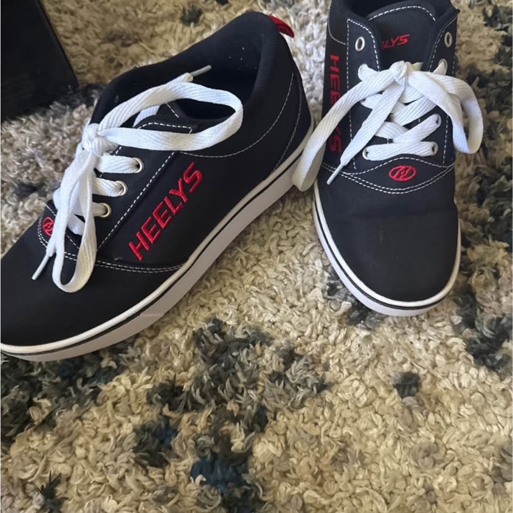 Heelys Black and White Skate Shoes with Red Accents